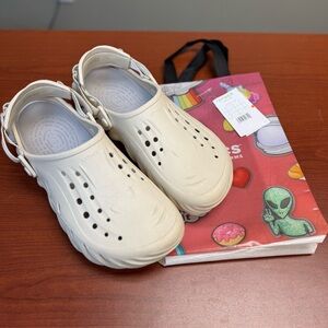 CROCS Echo Clogs with Bag